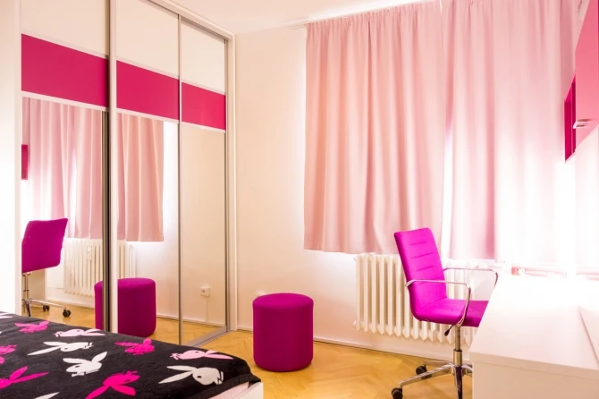 Interiér dívčího pokoje v Brně – Starém Lískovci